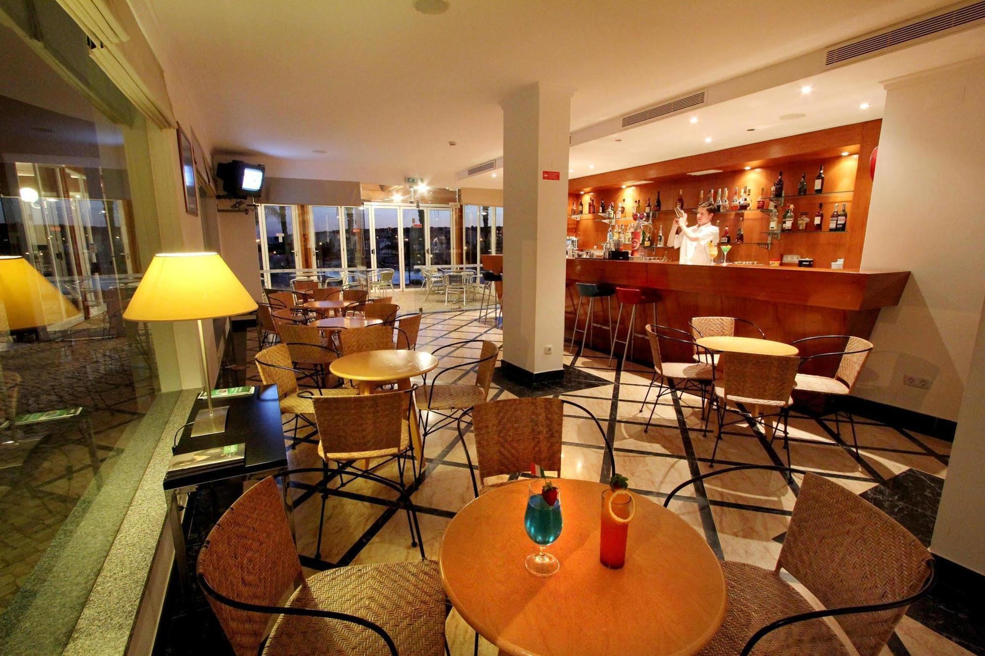 Vila Mos - Beach Resort 拉哥斯 餐厅 照片